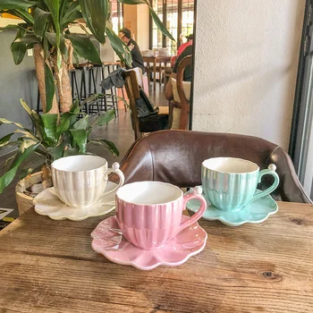 Pearl shell taurės keramikos arbatos rinkinys Europos prabangos mažas, prabangus kavos puodelio plokštės rinkinys popietę arbatos puodelio Britų stiliaus