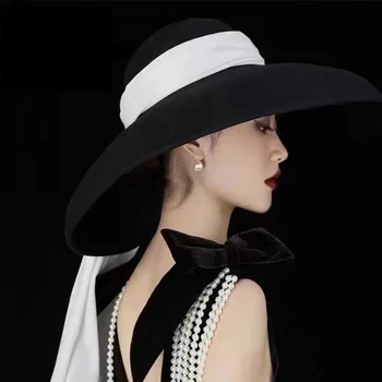 Prancūzijos, didžiosios Britanijos elegantiškas didelis kraštų skrybėlę temperamentas juodo aksomo juostelės Hepburn skrybėlę